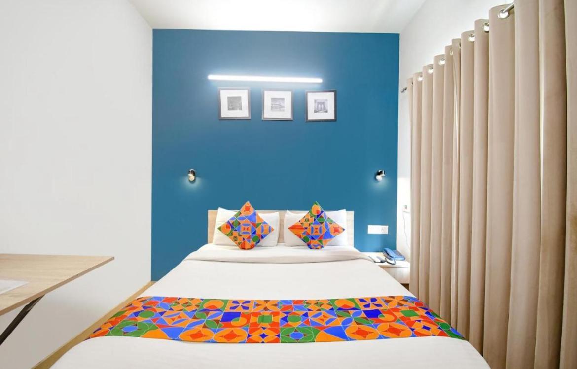 Hotel Vrindavan Bhakti Bhavan- Near Prem Mandir By Mukund Zewnętrze zdjęcie