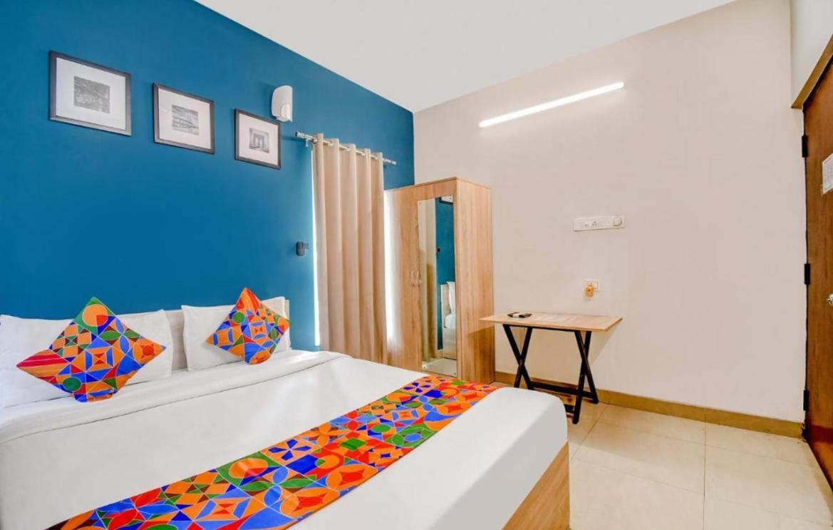 Hotel Vrindavan Bhakti Bhavan- Near Prem Mandir By Mukund Zewnętrze zdjęcie